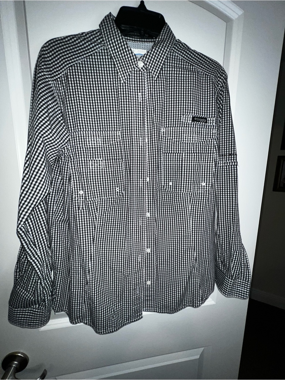 Columbia Black & White Gingham Long-Sleeve Button-Down Shirt